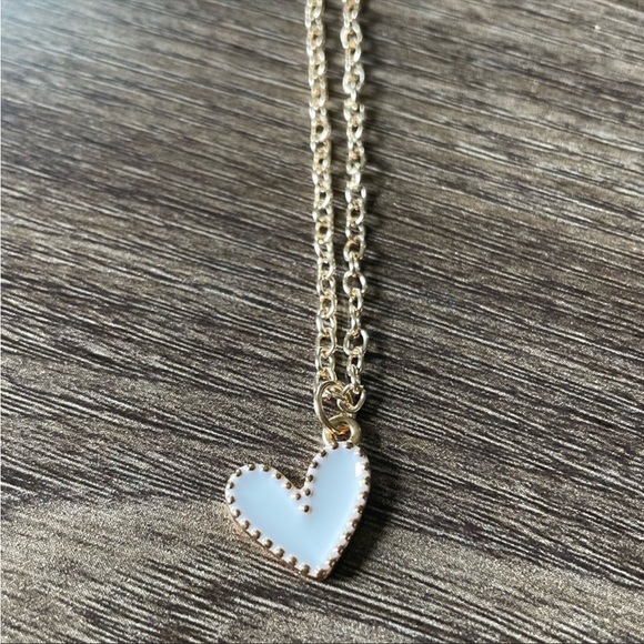 NEW 2 Pack Heart Necklaces - Picture 5 of 9